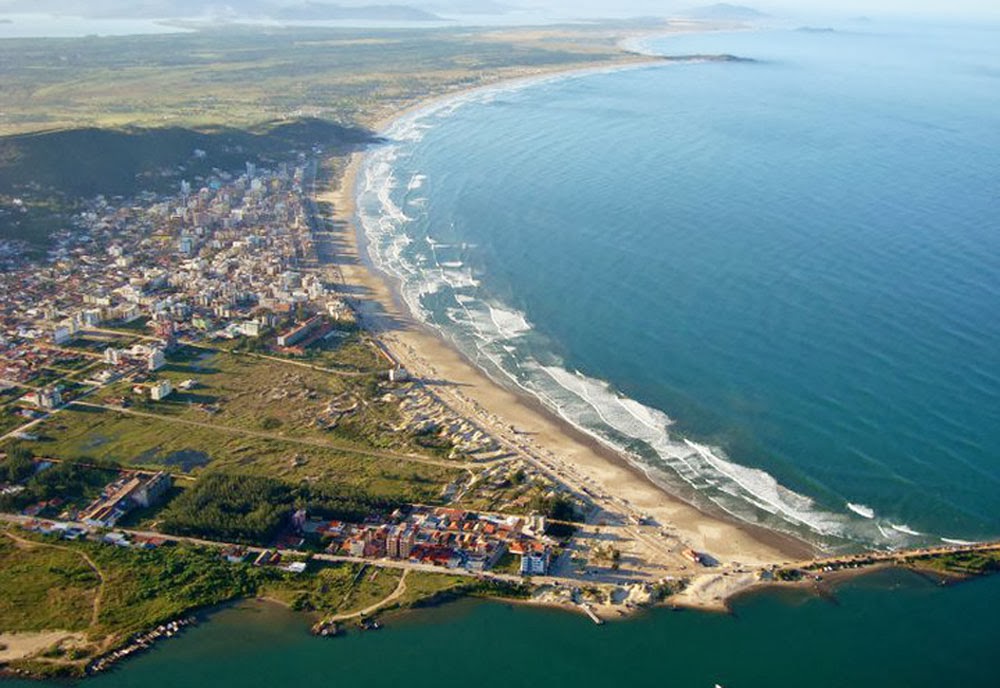 Vista aérea de Laguna - Atrativos Turísticos em São Joaquim Santa Catarina. Divulgação Portal Falando de Turismo