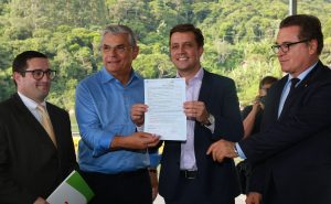 Folhasdesantacatarina.com.br, Licença para aumento da faixa de areia em Balneário Camboriú