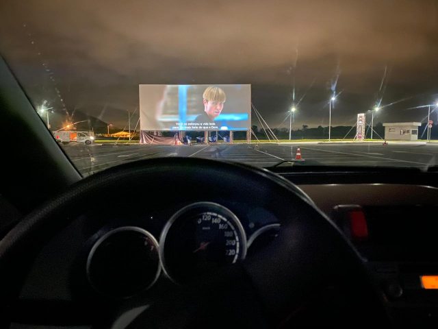 Cine Drive-in no Floripa Airport com espaço para 110 veículos