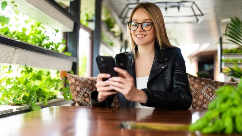 Estruturação digital dos canais de atendimento é providência para não perder clientes e reputação, orienta especialista