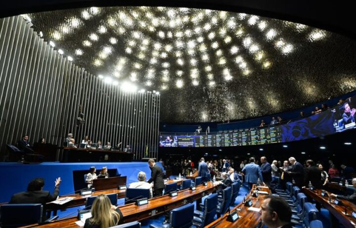 Senado Federal homenageia a ABRAJET pelos seus 69 anos de dedicação ao turismo brasileiro