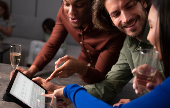 Sites brasileiros priorizam IA que responde usuários em vez de coletar dados